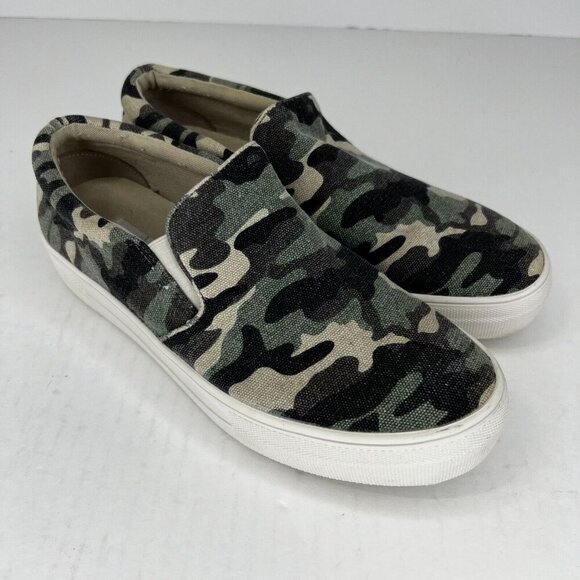 Steve Madden Womens Gills Camo Platform Fabric Size 7.5M Slip-On Sneakers - Picture 2 of 10